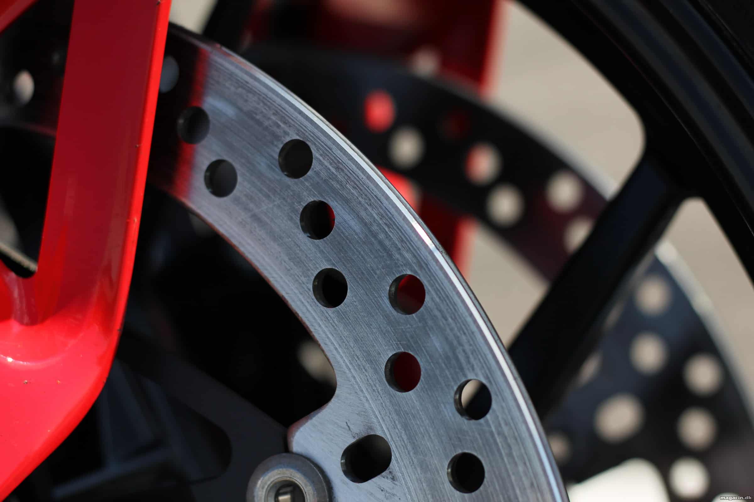 Prøvekørt: Ducati Pani(binde)gale V4, Brutalis på 2 hjul