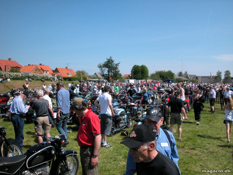 200.000 motorcykler indtager vejene