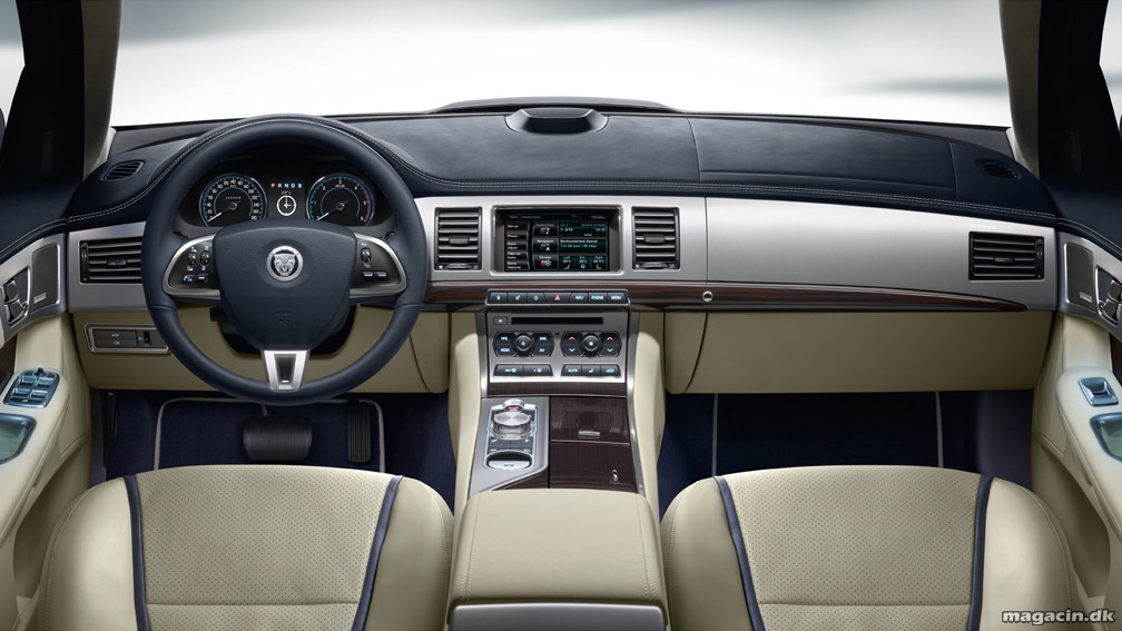 Jaguar XF er luksus