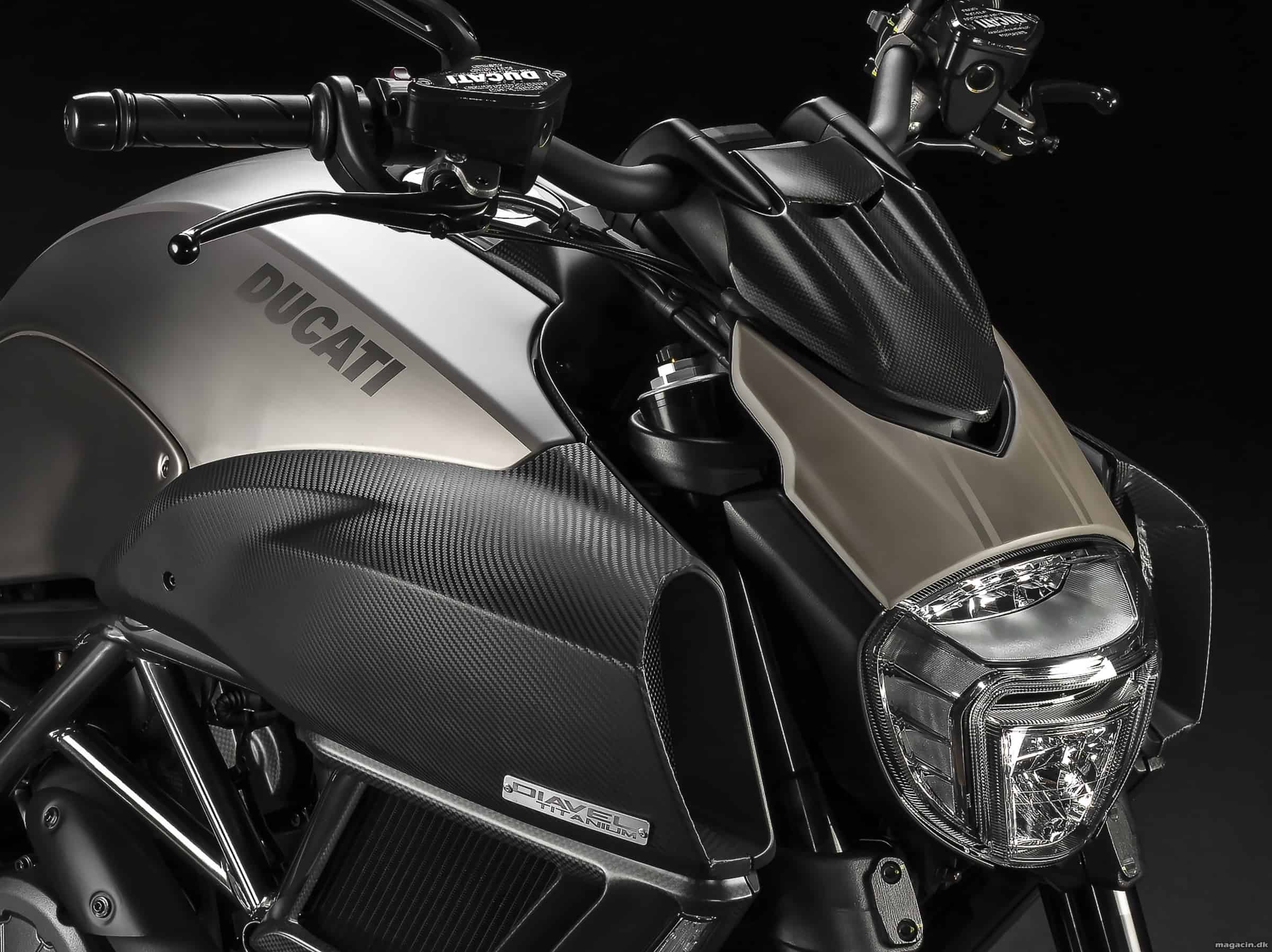 Ny Ducati Diavel Titanium 2015