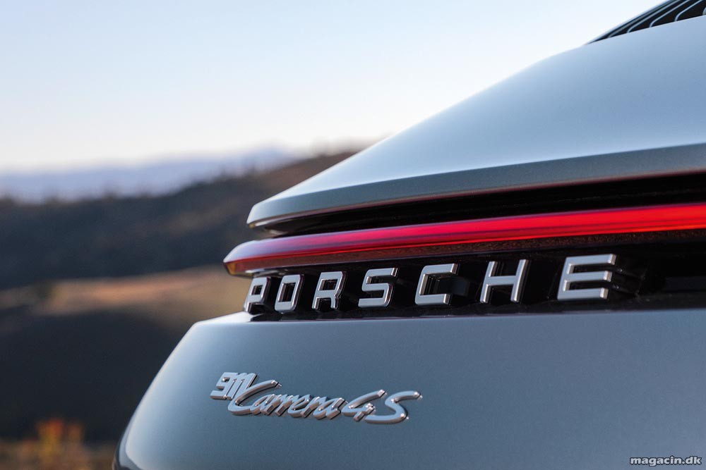 Den nye Porsche 911 – stærkere, hurtigere, digital