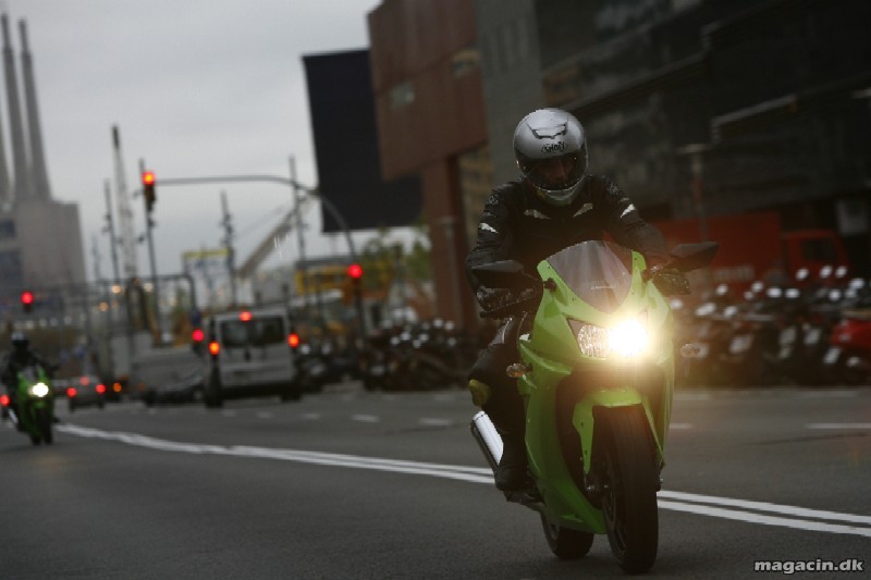 Test: Kawasaki Ninja 250 R – Vi kører mini Ninja