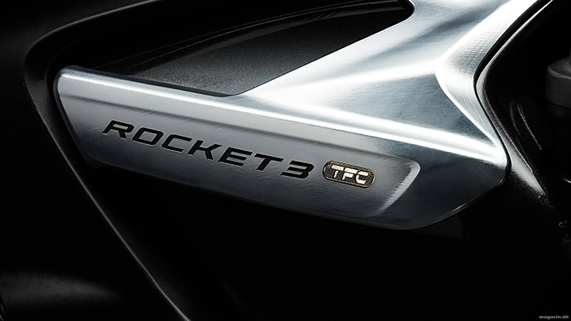 Sær måde at lancere ny Triumph Rocket III på?