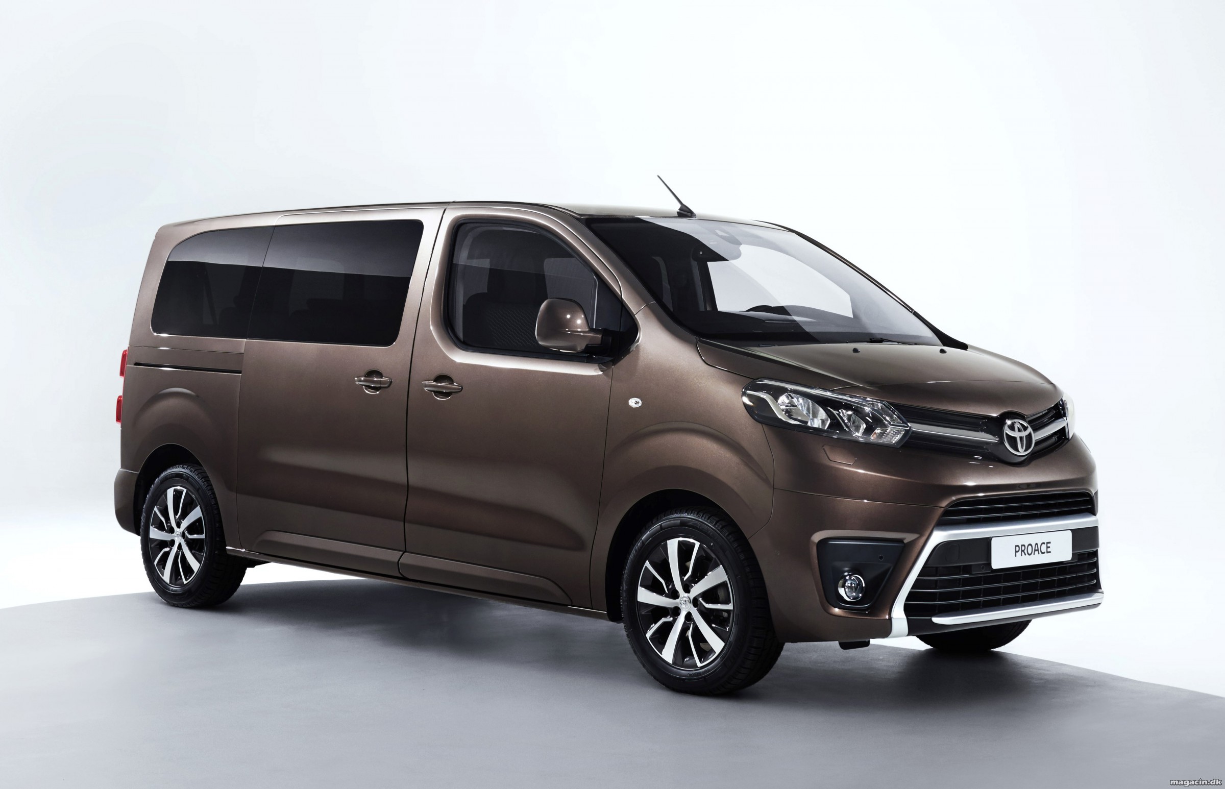Toyota præsenterer tre nye modeller