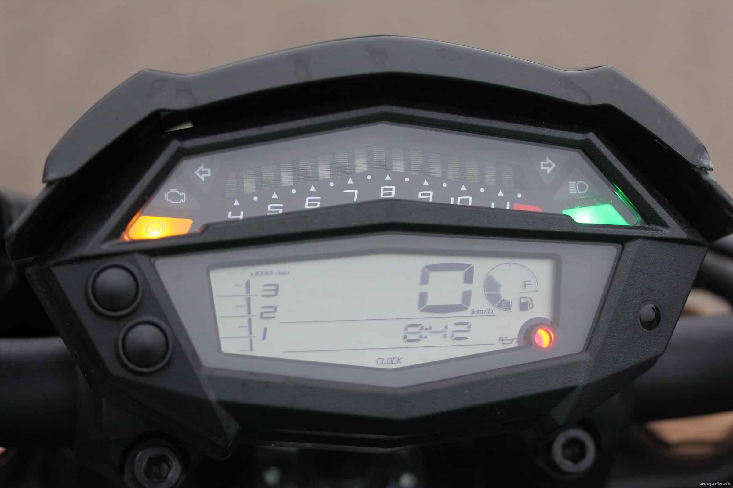 Test: 2014 Kawasaki Z1000 – På nakken af et regulært bæst