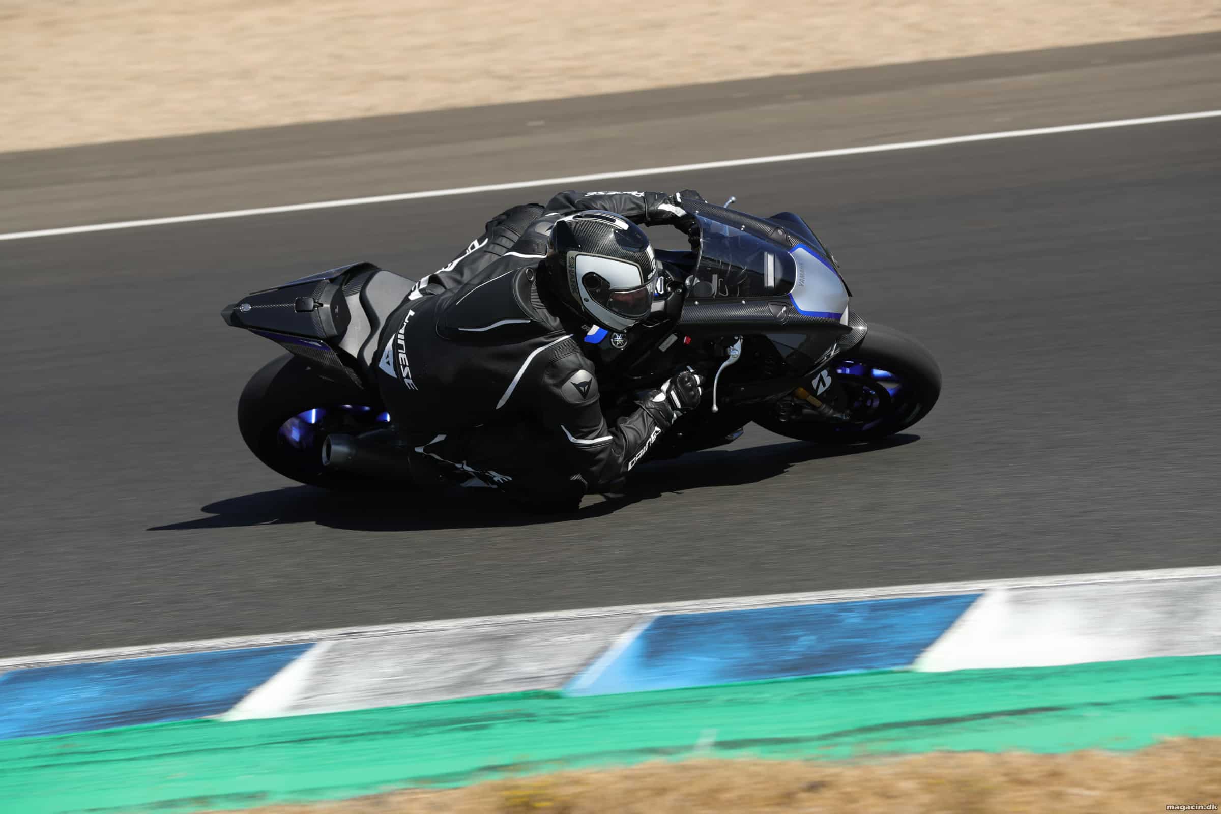 Prøvekørt: 2020 Yamaha YZF-R1 og R1M på Jerez