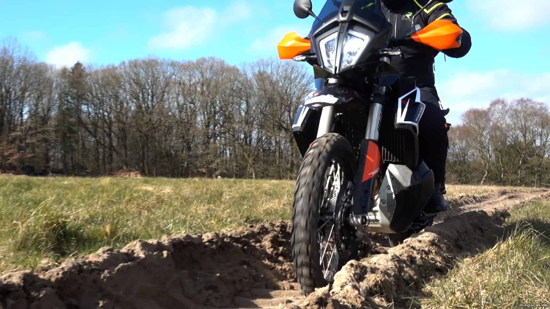 Prøvekørt: 2019 KTM 790 Adventure R – Legetøj til grus, mudder og sand