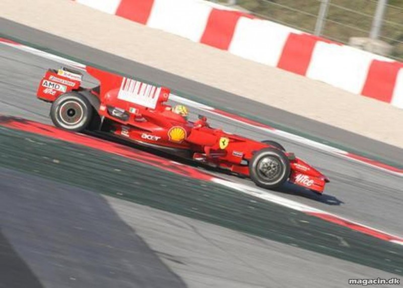 Rossi nær banerekord ved F1 test
