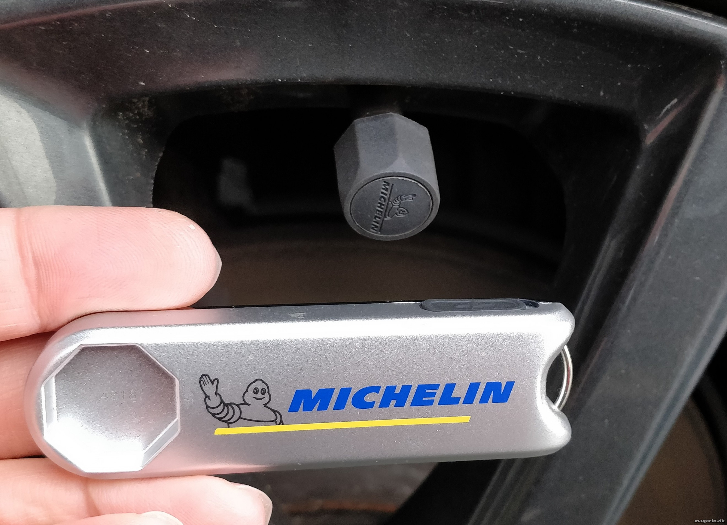 Test: Michelin trådløs dæktryksmåler