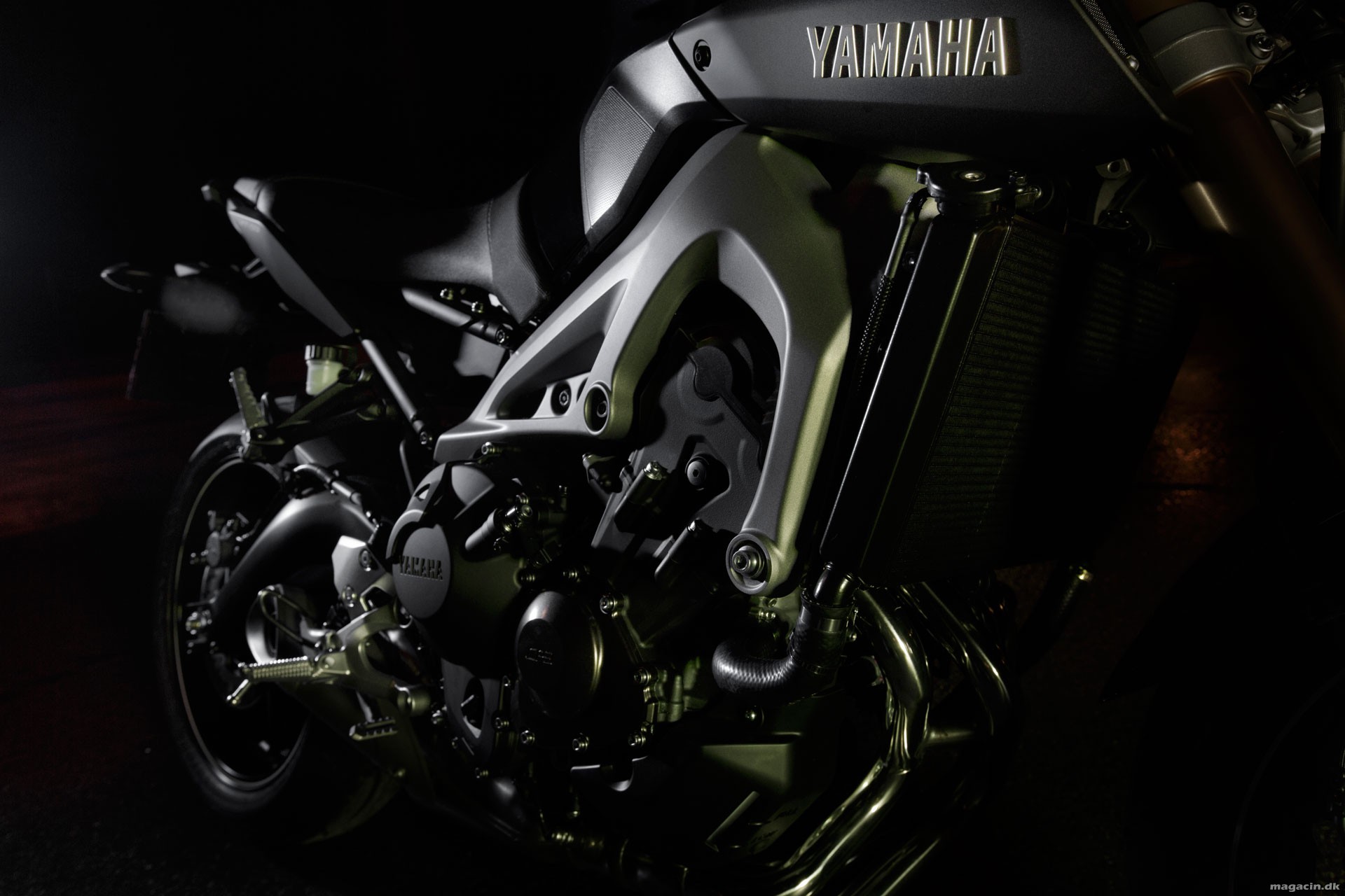 Prøvekørt: 2014 Yamaha MT09 – En bombe i et kompakt stel
