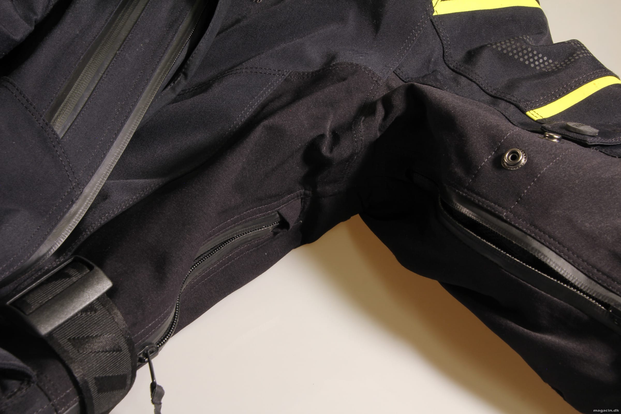 Test af MC tøj: Lækkert Rukka-sæt – Exegal jakke og Thund-R bukser