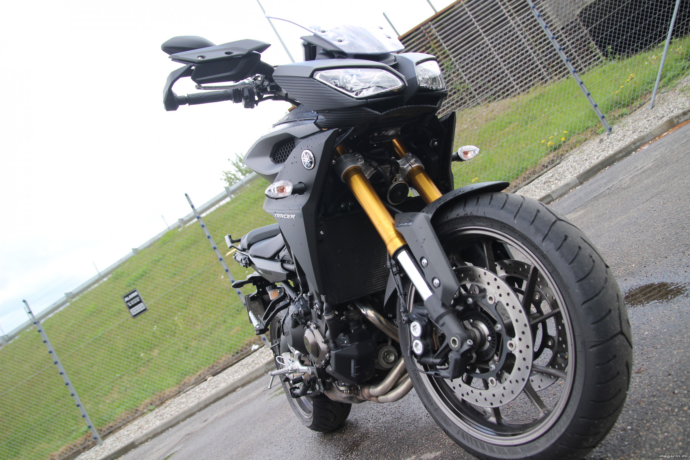 Test: 2015 Yamaha MT09 Tracer – God og ærlig motorcykel