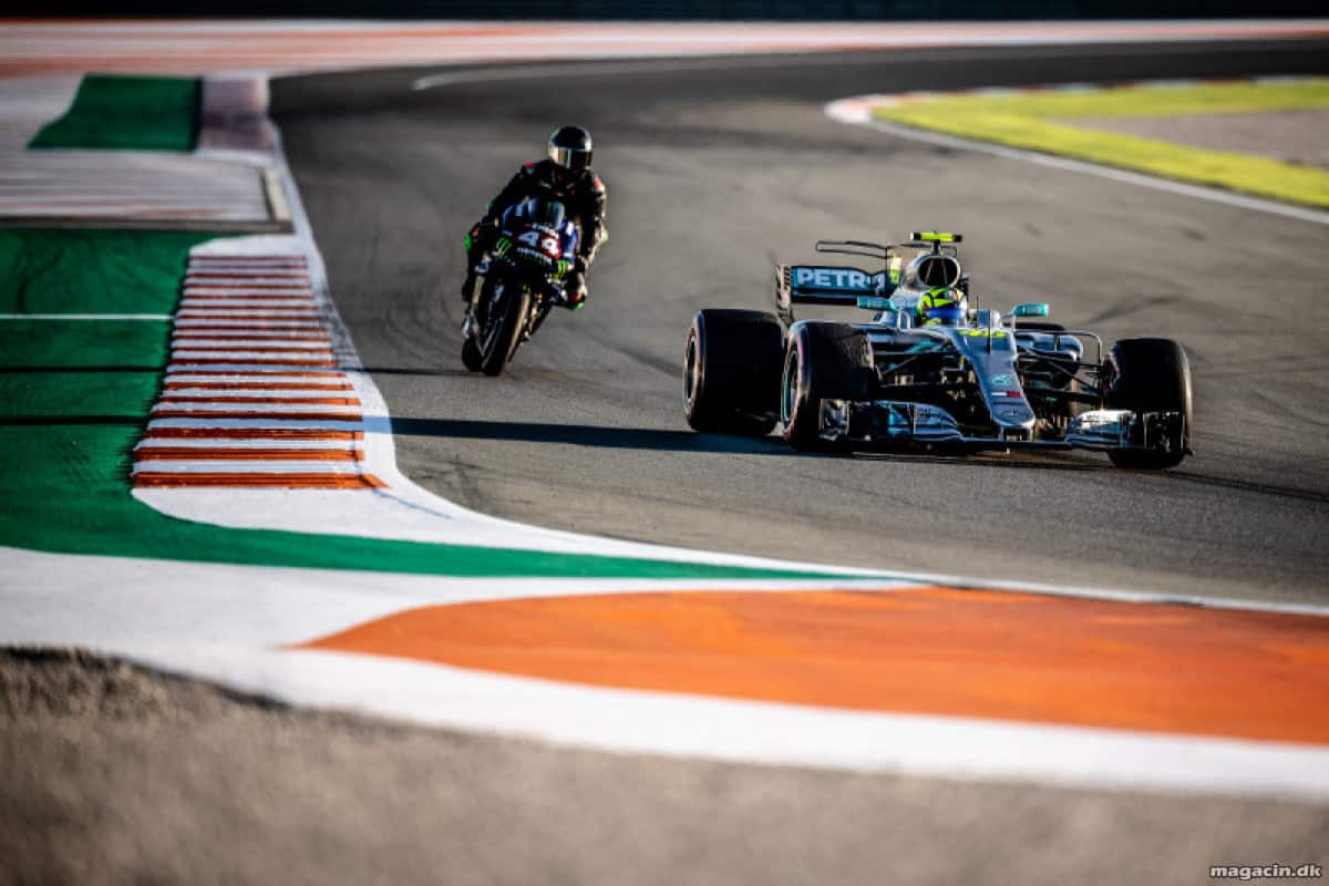 Rossi og Hamilton bytter racere
