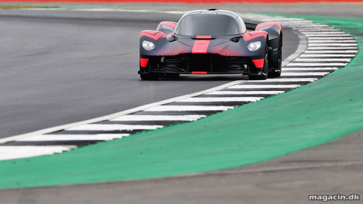 Aston Martin Valkyrie debut på Silverstone