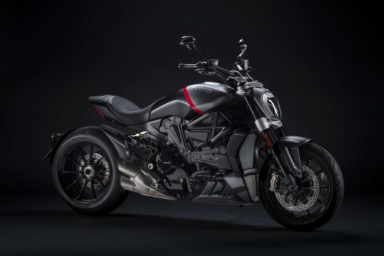 2021 Ducati XDiavel og Scrambler