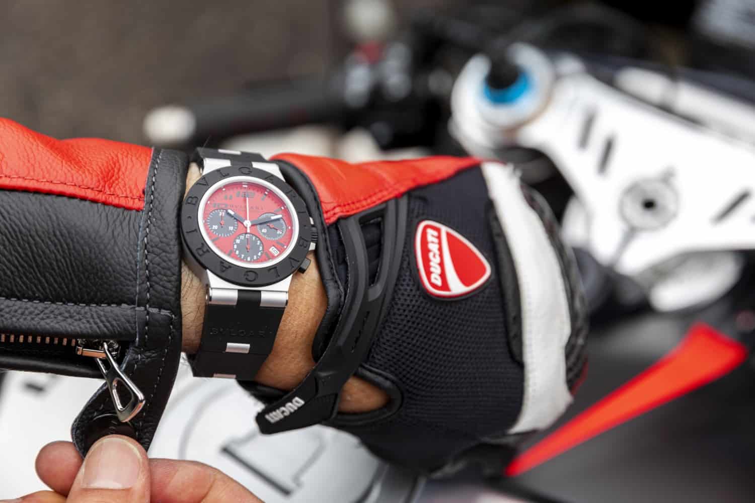 Eksklusivt Ducati / Bvlgari armbåndsur med morsom detalje