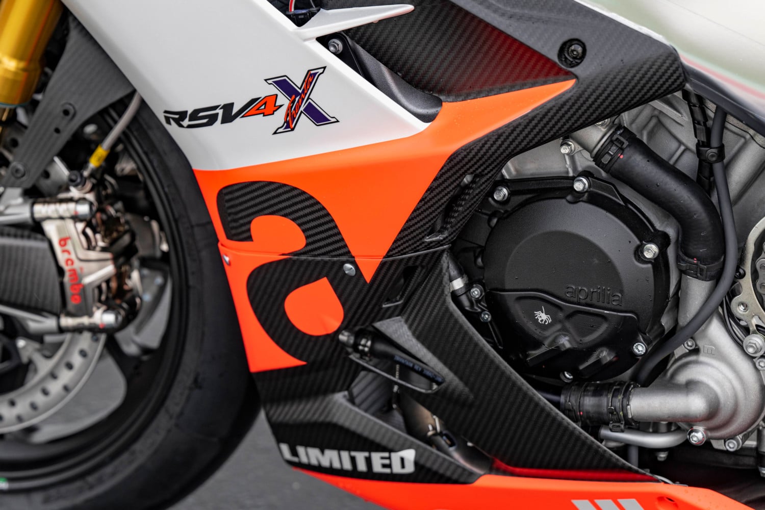 Ny Aprilia RSV4 XTrenta med MotoGP teknologi