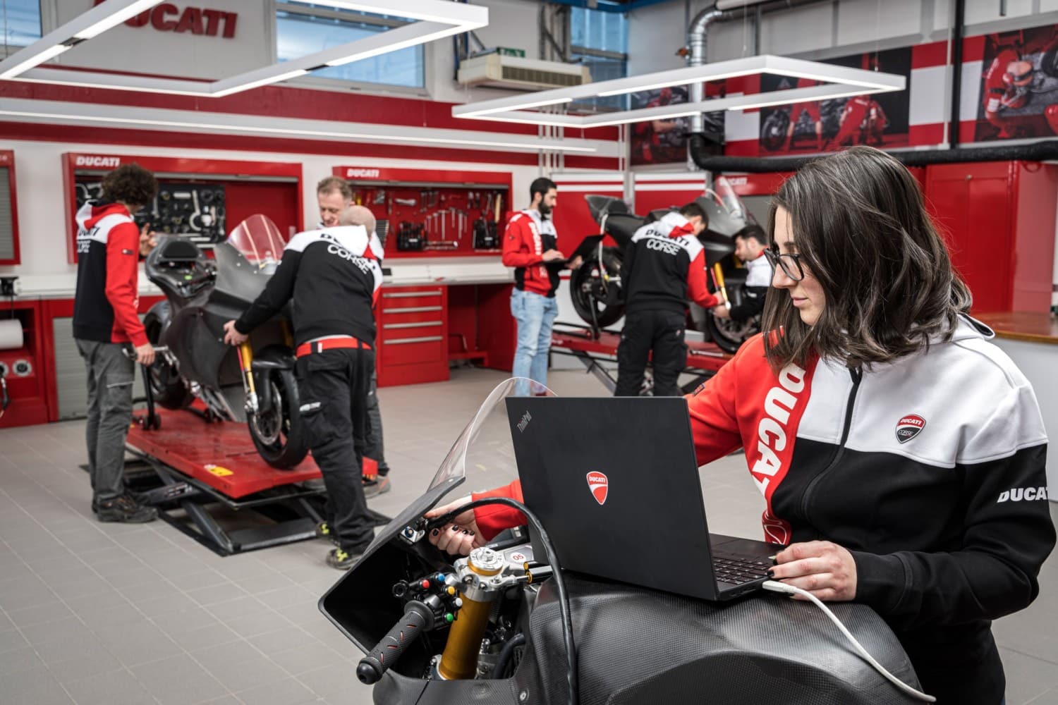 Ducati har indledt produktion af den nye V21L