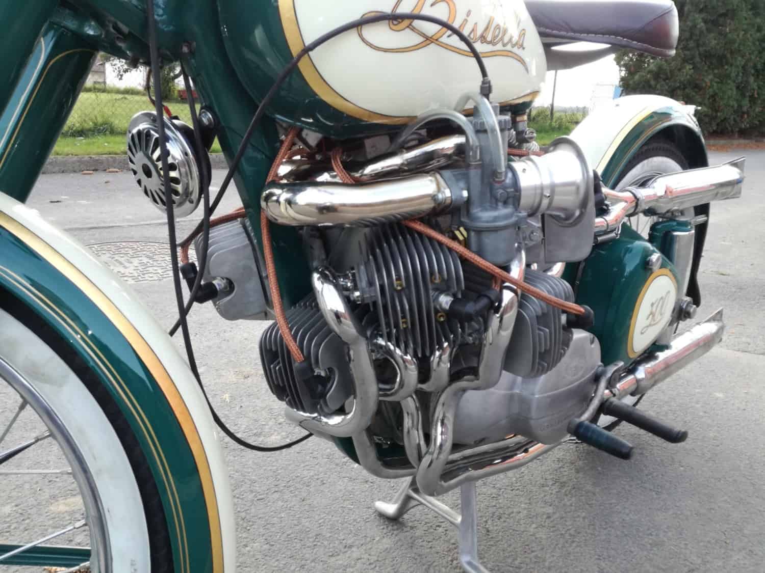 Hjemmelavet 10-cylindret tvangsfodret totakts radialmotor