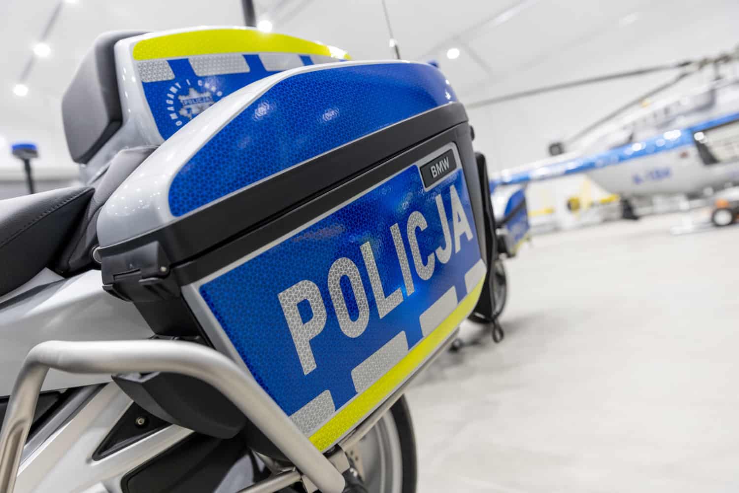 Polsk politi på storindkøb hos BMW