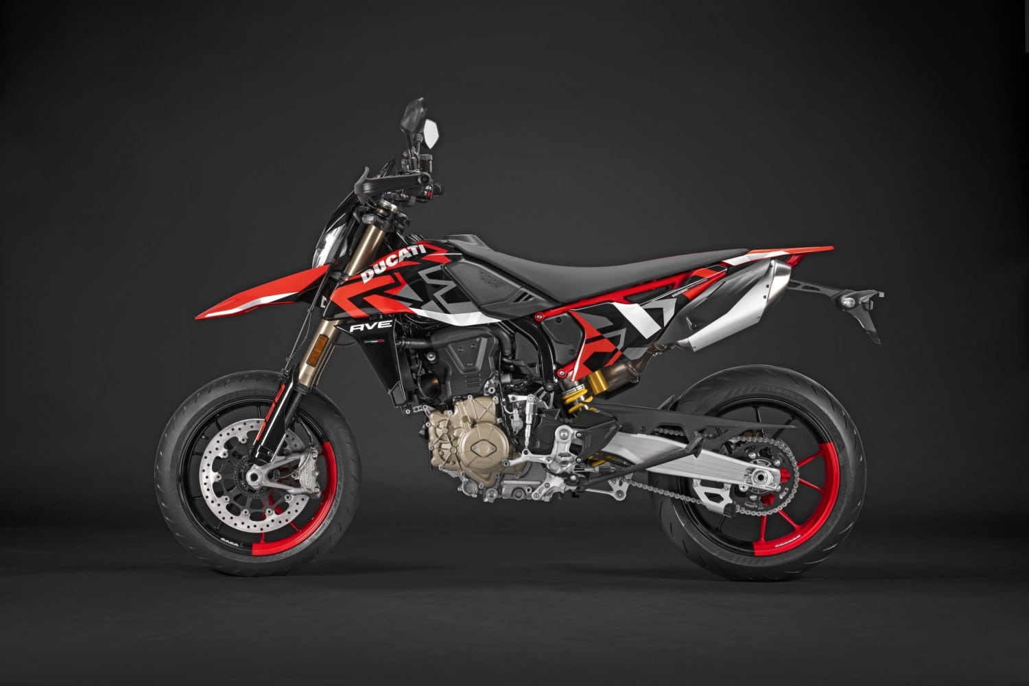 Ny Ducati Hypermotard 698 Mono opfordrer til at leve, lege og køre