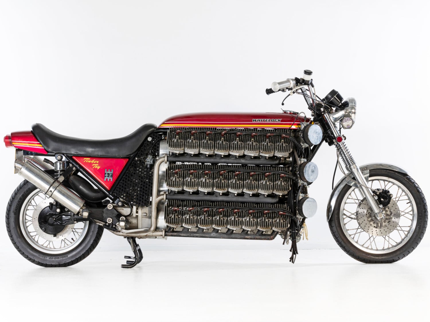 Kawasaki med 48-cylindret 4.2L totakts motor til salg